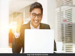 Karnataka High Court Recruitment 2017: Apply For Assistant Court Secretary, Typist Posts Karnataka High Court Recruitment 2017: Apply For Assistant Court Secretary, Typist Posts