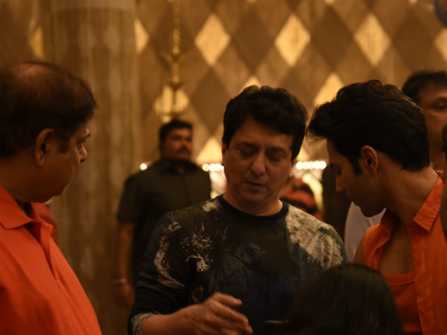 Varun Dhawan's <I>Judwaa 2</i> Goes On Floors. Yay!