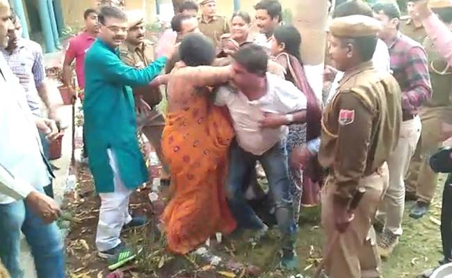 राजस्थान के कोटा में बीजेपी MLA के पति ने मारा पुलिसवाले को थप्पड़, थाने में खूब मचा बवाल
