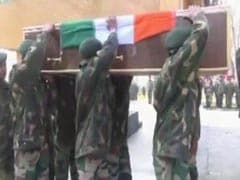 Army Pays Tributes To 2 Soldiers Martyred In Kulgam Encounter