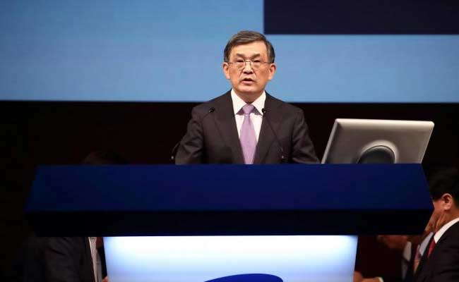 Mentor Of Samsung Scion Seen Stepping Up After Lee Arrest Mentor Of Samsung Scion Seen Stepping Up After Lee Arrest
