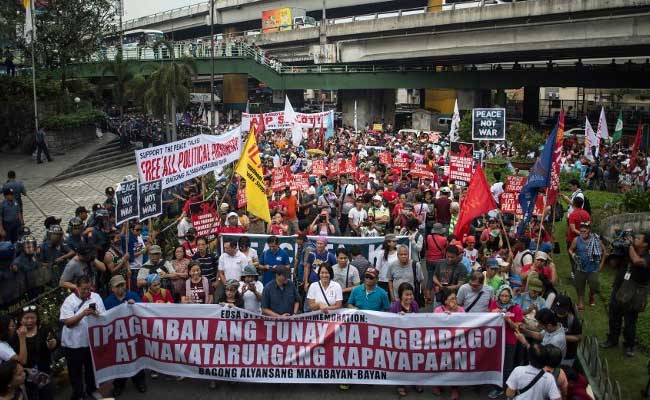Thousands Protest In Manila As President Duterte Jails Top Critic