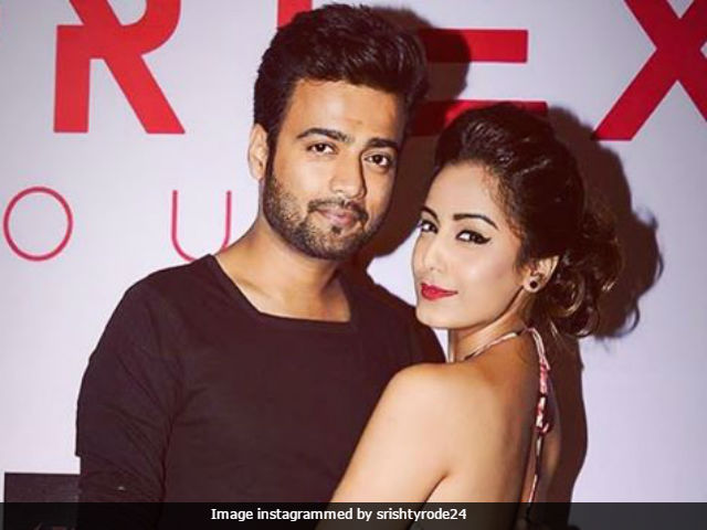 TV Actors Manish Naggdev And Srishty Rode Engaged