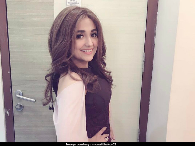 Monali Thakur Writes Angry Post Over Rude Comments On Her Outfits, Then Deletes It