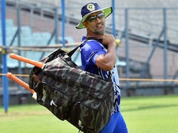 MS Dhoni Trains With Jharkhand Teammates Ahead of Vijay Hazare Trophy MS Dhoni Trains With Jharkhand Teammates Ahead of Vijay Hazare Trophy