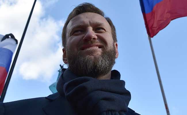 Vladimir Putin's Foe Alexei Navalny Given Five-Year Suspended Jail Term