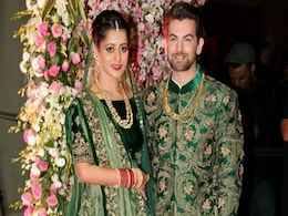 नील नितिन मुकेश का रिसेप्शन: समलान खान, अमिताभ बच्चन, रेखा और कैटरीना समेत पहुंचे कई बॉलीवुड सितारे नील नितिन मुकेश का रिसेप्शन: समलान खान, अमिताभ बच्चन, रेखा और कैटरीना समेत पहुंचे कई बॉलीवुड सितारे