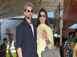 अपनी दुल्हनिया रुक्मिणी को लेकर मुंबई लौटे नील नितिन मुकेश, देखें तस्वीरें अपनी दुल्हनिया रुक्मिणी को लेकर मुंबई लौटे नील नितिन मुकेश, देखें तस्वीरें