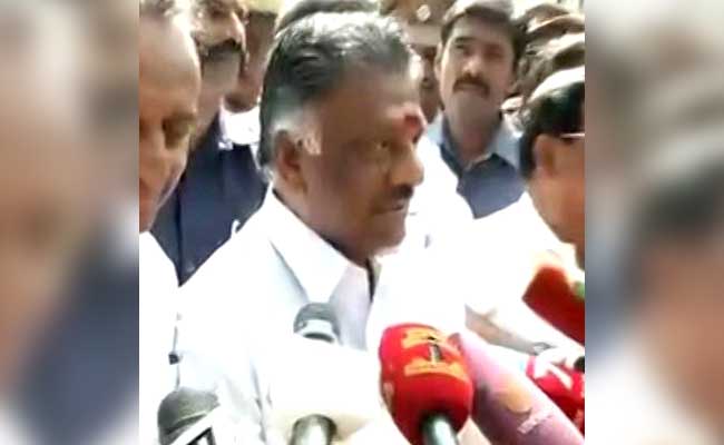 Panneerselvam Camp Moves Supreme Court Against Speaker's Decision On Secret Ballot