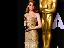 Oscars 2017: What Emma Stone Said Backstage Makes Envelope Blooper Even More Confusing