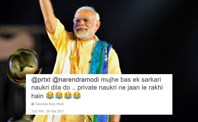 PM Gifted Scarf To Follower, Twitter Exploded With Ideas