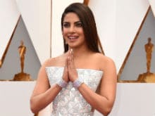 Oscars 2017: Priyanka Chopra Wins The Red Carpet In Dreamy Silver