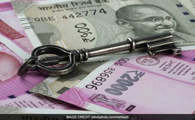 Top 1,000 Indian Companies Borrowed Rs 1 Trillion Less In FY17: Report