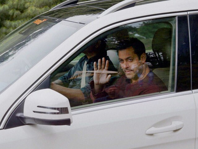 Troll Shah Rukh, Aamir and I Quit Twitter, Salman Khan Tells Fans