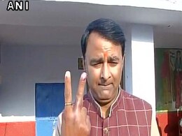 BJP विधायक संगीत सोम के खिलाफ नहीं मिले सबूत, मुजफ्फरनगर दंगे से जुड़ा केस खत्म BJP विधायक संगीत सोम के खिलाफ नहीं मिले सबूत, मुजफ्फरनगर दंगे से जुड़ा केस खत्म