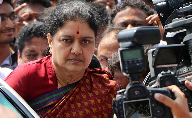 Sasikala Sends Party A Message: Lonely Without Jayalalithaa