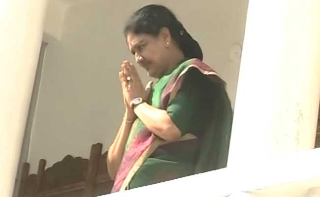 How Twitter Reacted To Sasikala Natarajan's Elevation As Tamil Nadu Chief Minister
