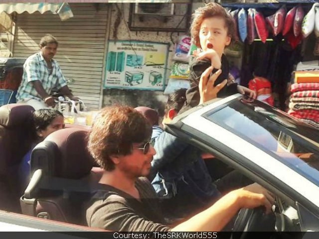 Viral: Shah Rukh Khan Drives AbRam Around Mumbai. The Internet Loves It