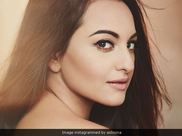 Sonakshi Sinha Is Having The Time Of Her Life In Maldives. Here's Proof