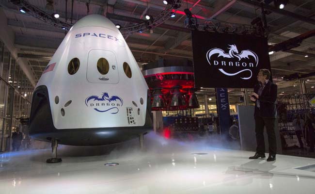 SpaceX To Send First Space Tourists Around Moon Next Year: Elon Musk