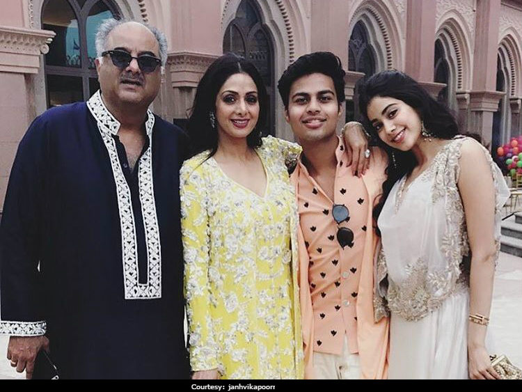 Is Sridevi's Daughter Jhanvi Dating This Young Man? See Pic