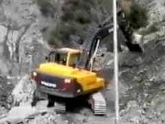 Landslide Blocks Jammu-Srinagar Highway Yet Again, 2,000 Vehicles Trapped