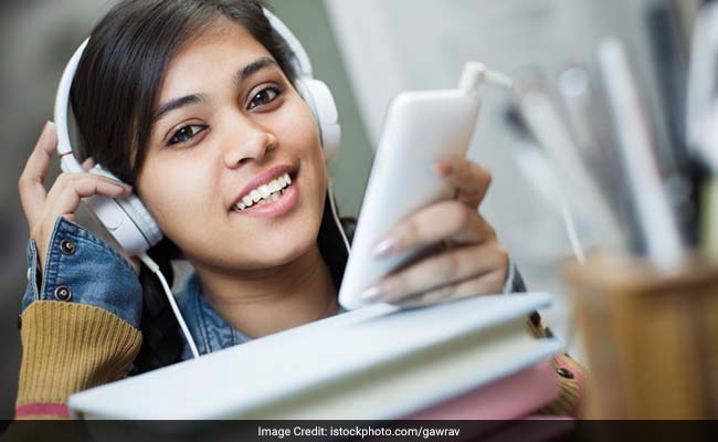 Want To Improve Concentration While Studying? Listen To Music