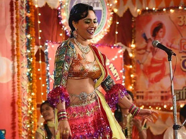 <I>Anaarkali Of Aarah </i> Trailer: Meet Swara Bhaskar As A Fiesty Singer