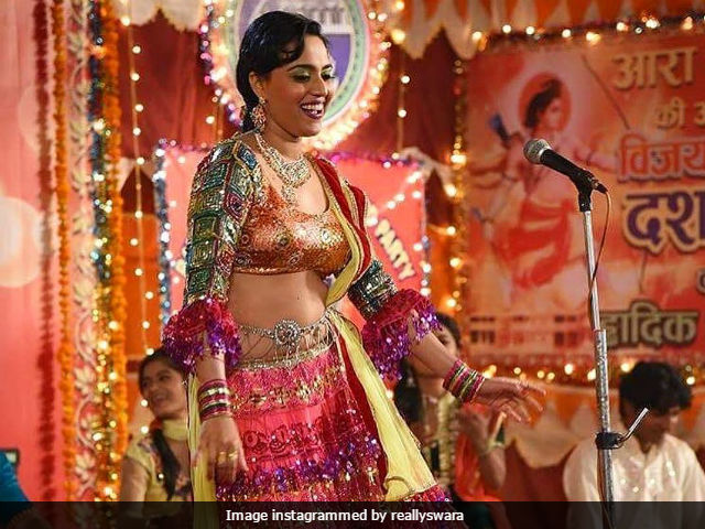 <i>Anaarkali Of Arra Teaser</i>: Sonam Kapoor Says Swara Bhaskar Is 'Magnificent'