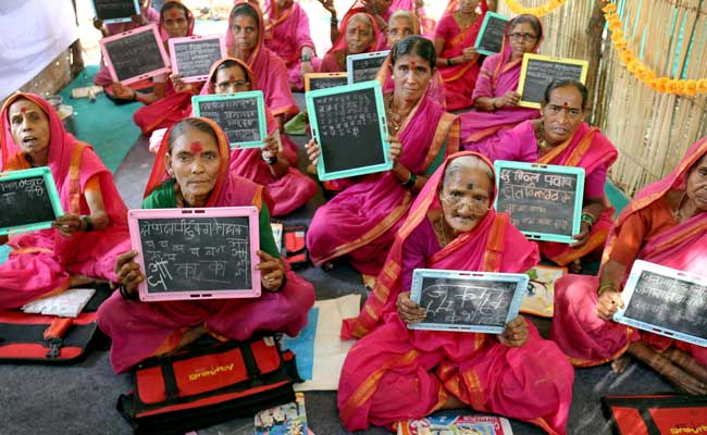 'Ajibainchi Shala' In Thane, A Special School For Grandmothers