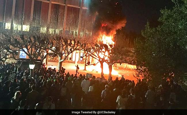 Violent Protests Erupt At UC Berkeley Over Breitbart Editor Appearance