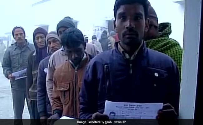 Uttarakhand, UP Election 2017: Voting Ends In Both States, 66% Turnout In UP Phase 2 - 10 Points