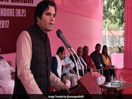राशनकार्ड धारकों को तिरंगा खरीदने पर किया जा रहा मजबूर : वरुण गांधी का ट्वीट वायरल राशनकार्ड धारकों को तिरंगा खरीदने पर किया जा रहा मजबूर : वरुण गांधी का ट्वीट वायरल