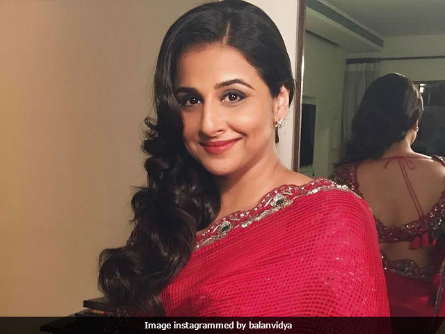 Vidya Balan Unveils The First Poster Of <i>Begum Jaan</i>