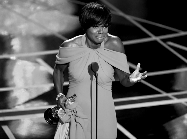 Oscars 2017: Viola Davis Wins Best Supporting Actress For <I>Fences</i>