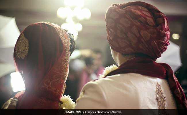 3,000 Couples In Maharashtra Get 'Royal Wedding'