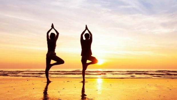 Yoga for a Flat Tummy: 4 Poses You Must Try - NDTV Food