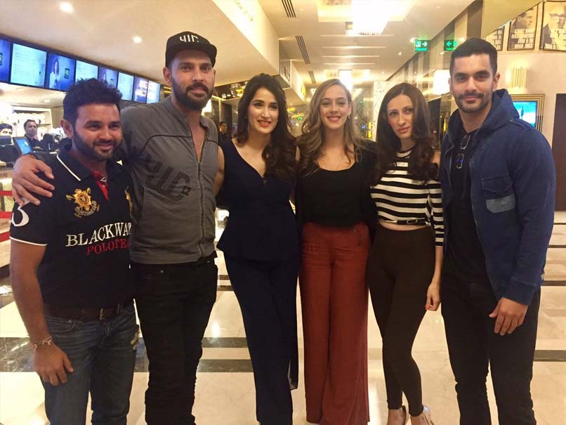 Yuvraj Singh Teases Zaheer Khan's Rumoured Girlfriend And 'Irada' Actress Sagarika Ghatge