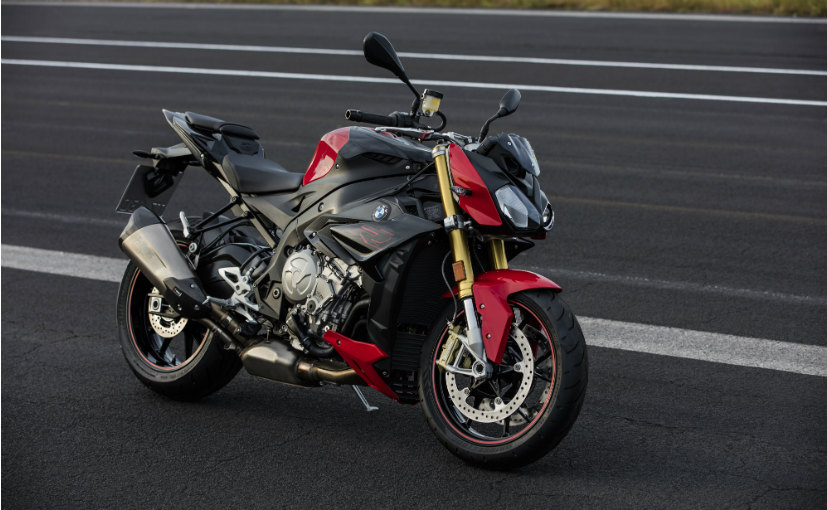 BMW Motorrad Launches 2017 BMW S1000 R