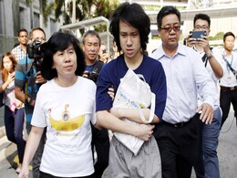 US Judge Grants Asylum To 18-Year-Old Singaporean Blogger Amos Yee US Judge Grants Asylum To 18-Year-Old Singaporean Blogger Amos Yee