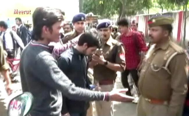 यूपी में मनचलों की खैर नहीं, मुख्यमंत्री योगी आदित्यनाथ ने लड़कियों की सुरक्षा के लिए बनाया एंटी रोमियो स्क्वॉड