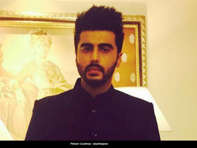 Arjun Kapoor Shares Throwback Pic On Mother's Death Anniversary