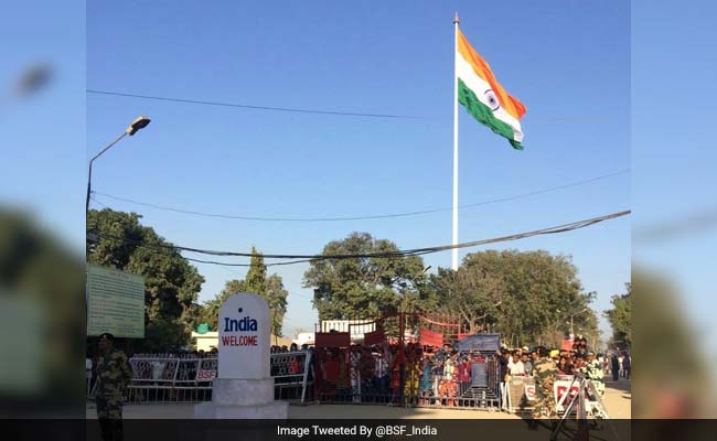 भारत ने अटारी बॉर्डर पर फहराया सबसे ऊंचा तिरंगा, लाहौर से भी दिखेगा, पाकिस्तान की भौहें टेढ़ी