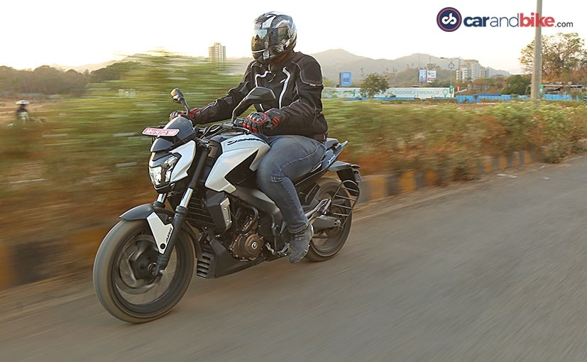 bajaj dominar vs mahindra mojo comparison review