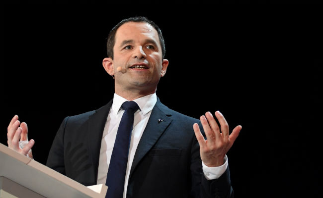 French Presidential Candidate Benoit Hamon Slams 'Money' Rivals