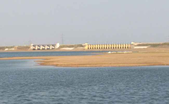 With Water In Lakes Down To 15 Per Cent, Chennai Water Supply Cut By A Third