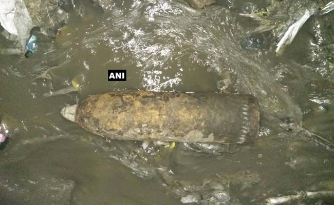 Unexploded Cannon Ball Shell Found In Delhi's Tughlaqabad