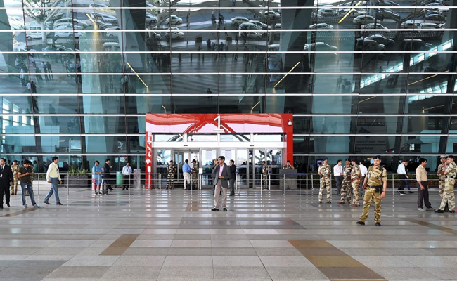 Delhi School Teachers To Be On Airport Covid Duty During Winter Vacation