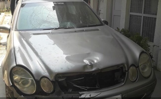 delhi mercedes hit and run