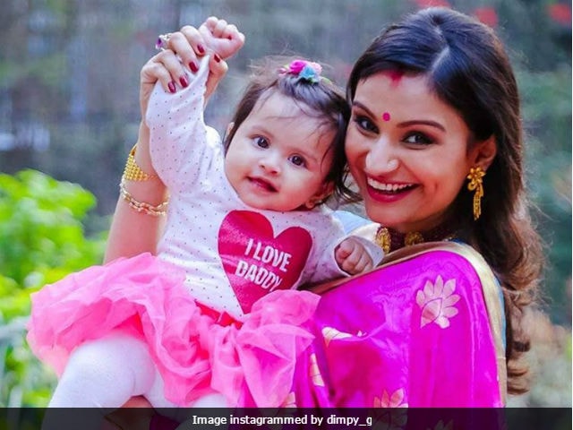 Dimpy Ganguly's Holi Post With Daughter Is Cuteness Overload